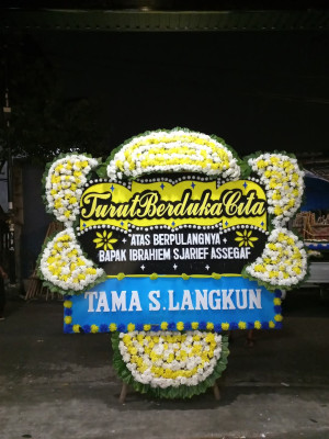 Papan Bunga Duka di Magelang
